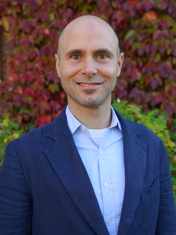  Damian Palin